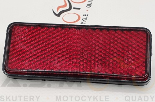 odblask uniwersalny prostokąt, tył czerwony skuter, motocykl (1).jpg