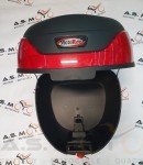 Kufer-tylny-z-odblaskami-na-kask-średni (2).jpg