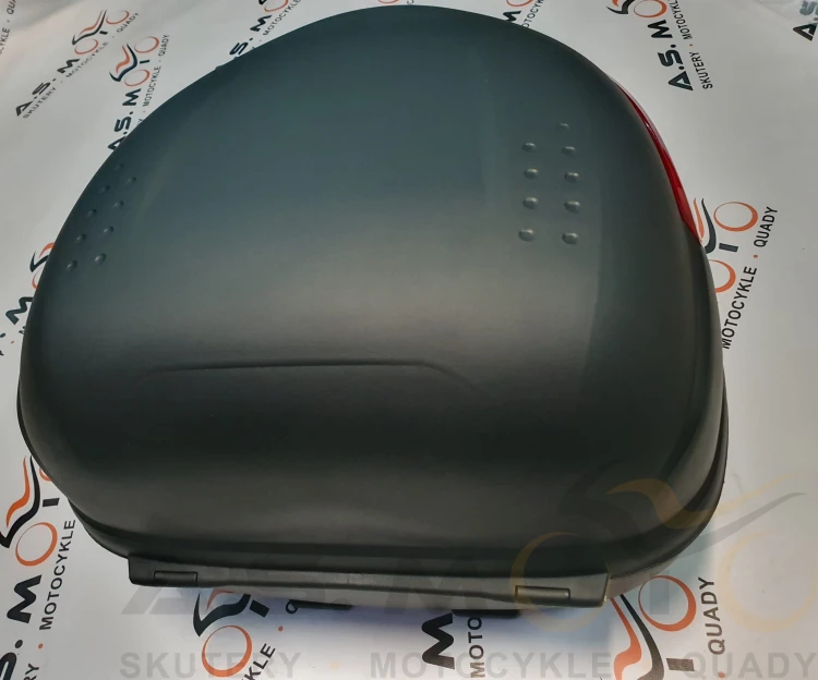 Kufer-tylny-z-odblaskami-na-kask-średni (7).jpg