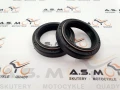 Komplet-uszczelniaczy-zawieszenia-przedniego-32x45x810,5mm-Suzuki-Burgman-UH125-200-Yamaha-YZF-125 (1).jpg